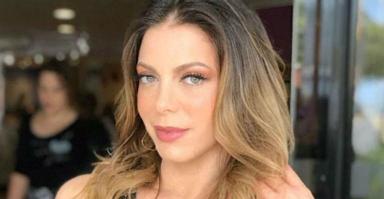 Sheila Mello abre o jogo e fala sobre novo romance com famoso: ”Estou conhecendo”