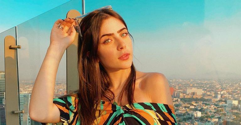 Jade Picon relembra registro da infância e encanta web: ”Tão lindinha”
