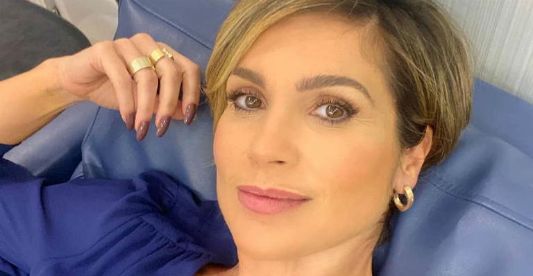 Flávia Alessandra aparece de cabelos compridos em clique de 19 anos atrás e relembra telenovela
