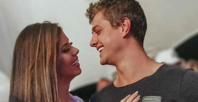 Namorada de Lucas bloqueia comentários nas redes sociais após polêmicas no BBB