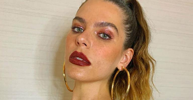 Mariana Goldfarb arrasa ao exibir biquíni de conchas ousado e arranca suspiros: ”Linda demais!”