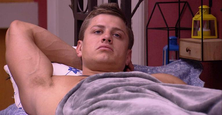 BBB20: Lucas diz que não sabe mais o que fazer sobre relação com sisters