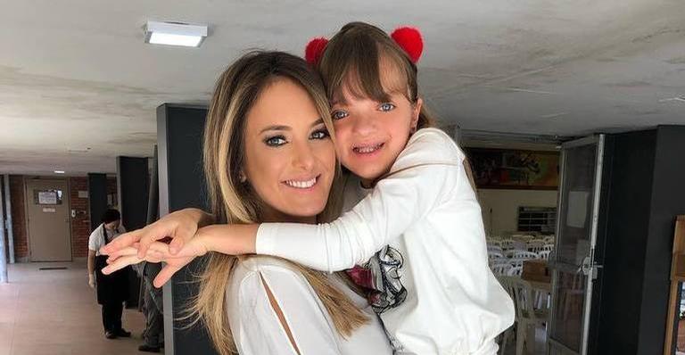 Ticiane Pinheiro mata saudade da filha, Rafa Justus, e se derrete em momento fofo: ”Muito amor!”