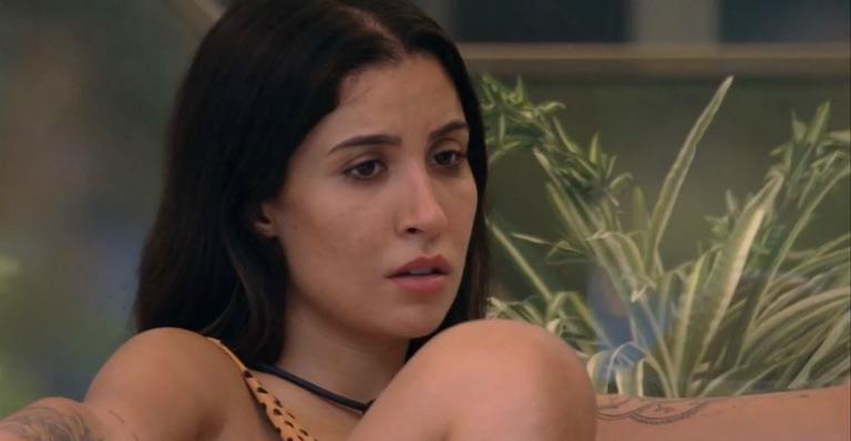BBB 20: Bianca chama Gabi para conversar e pede desculpas para a mineira