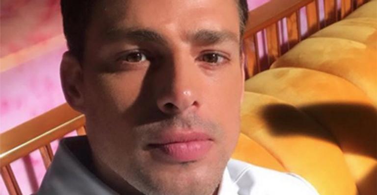 Cauã Reymond interpretará viciado em drogas e órfão em nova novela das nove