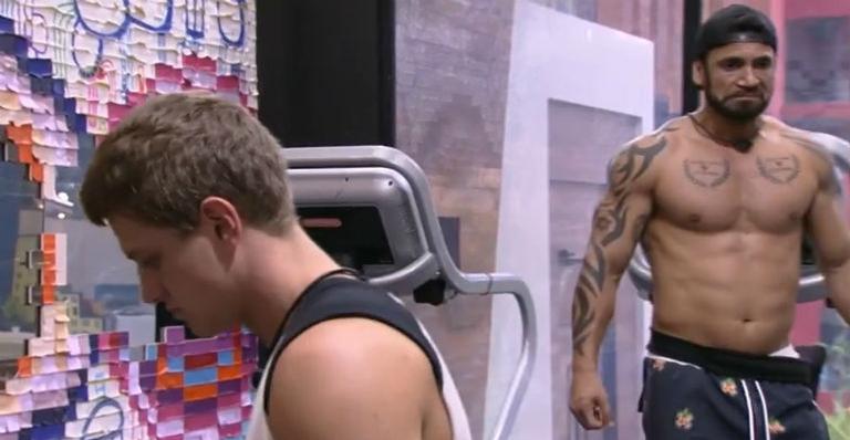 BBB20: Homens comentam sobre atitudes de Gabi e criticam: ”É muito forçada”
