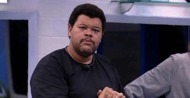 BBB 20: Babu e Pyong simulam briga por ovos para assustar as sisters