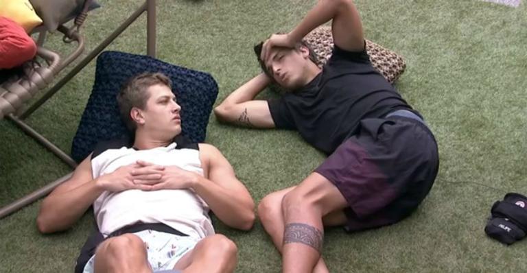 BBB 20: Lucas e Prior conversam sobre o futuro do jogo após saída de Hadson: ”Quinze contra dois”