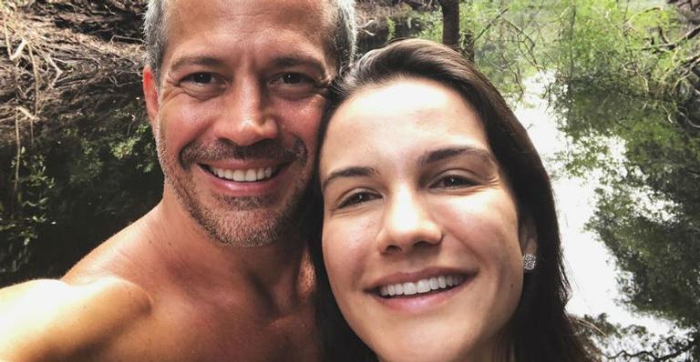 Kyra Gracie e Malvino Salvador levam a filha para a escola e encantam seguidores