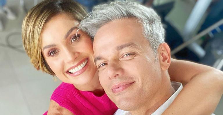 Flávia Alessandra mostra como foi acordada por Otaviano Costa neste Valentine’s Day e encanta a web