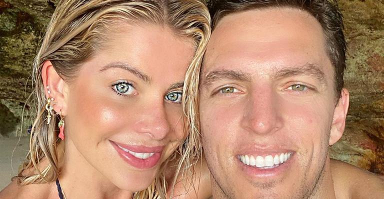 Karina Bacchi celebra Dia dos Namorados e se declara para marido: ”Amor raiz”