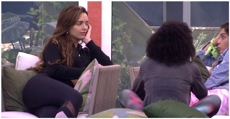 BBB20: Rafa dispara sobre Bianca: ”Ela é doida, fica alucinada atrás do Guilherme”