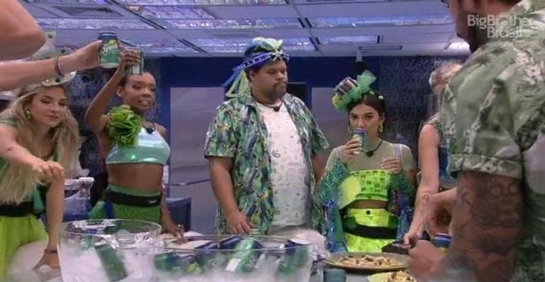 BBB 20: Brothers comemoram festa impressionante de Carnaval no reality