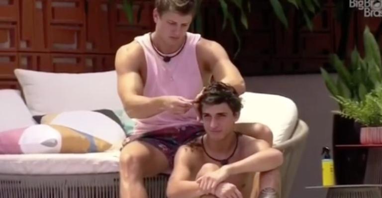 BBB 20: Felipe desabafa durante depoimento do Raio-X: ”Acho que tem uma conspiração contra mim”