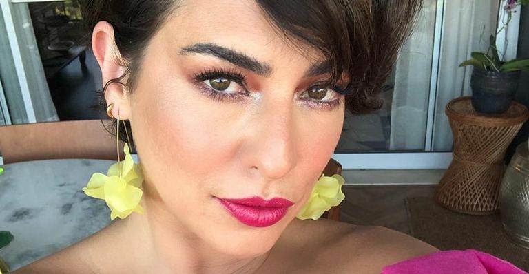 Sem maquiagem, Fernanda Paes Leme surge de cabelão cacheado e esbanja beleza natural
