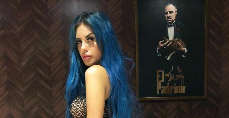 Tati Zaqui surpreende ao exibir local de sua nova tatuagem: ”Recuse imitações”