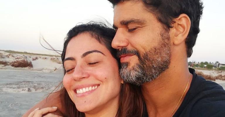 Carol Castro e Bruno Cabrerizo trocam declarações nas redes sociais