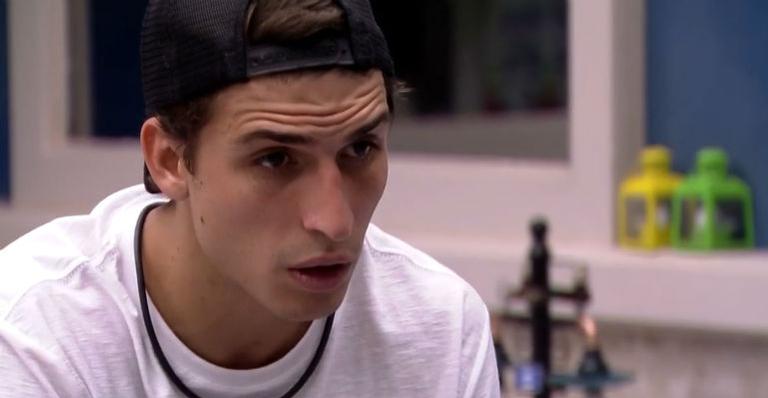 BBB20: Felipe comenta situação de Bianca e Flay: ”Caem antes que o Daniel”