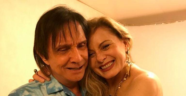 Vera Fischer marca presença no show de Roberto Carlos e homenageia o cantor: ”Obrigada, meu Rei”