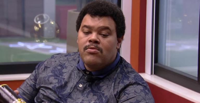 BBB20: Babu e Felipe conversaram sobre a festa do líder e ator dispara: ”Nada me aborrece”