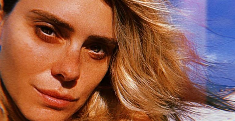 Ao lado de David Brazil, Carolina Dieckmann relembra Carnaval de 2018