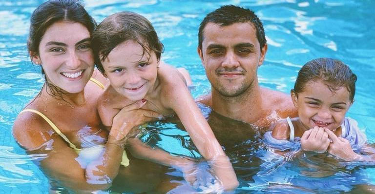 Nasce terceiro filho de Felipe Simas com Mariana Uhlmann: ”Vida nova”