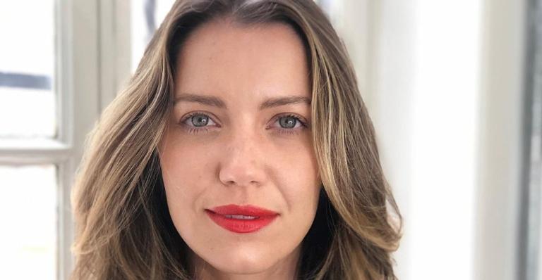 Nathalia Dill relembra novela ao lado de famosas: ”Deu saudade”
