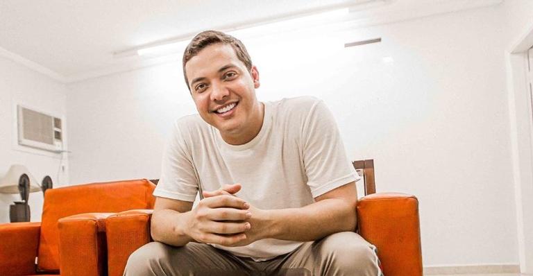 Wesley Safadão aposta em novo visual, surge loiro e internautas brincam: ”Belo tá diferente”