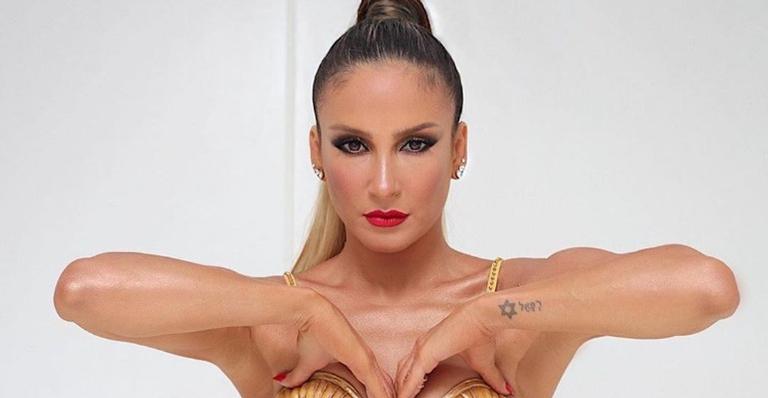 Ao encarnar Madonna no Carnaval de Salvador, Claudia Leitte surpreende ao ser suspensa no ar
