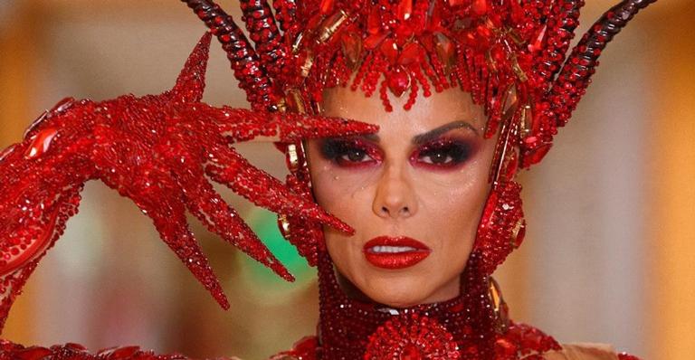 Após resultado da apuração, Viviane Araújo parabeniza Mancha Verde: ”Todo meu amor e respeito”