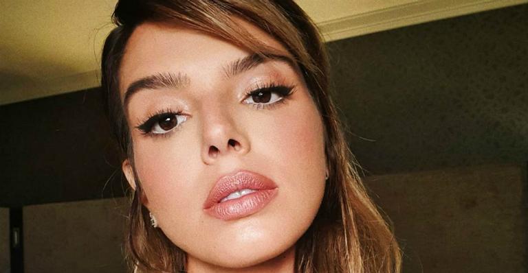 Após o fim do Carnaval, Giovanna Lancellotti relaxa em cenário paradisíaco de Fernando de Noronha