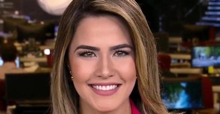 Larissa Alvarenga pede demissão da Record TV e vai para a CNN, diz colunista
