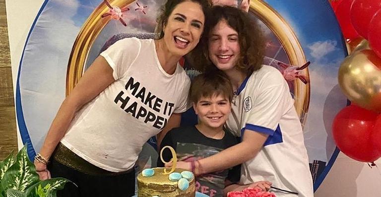 Luciana Gimenez comemora aniversário do caçula com festinha singela: ”O filho que eu sempre quis!”