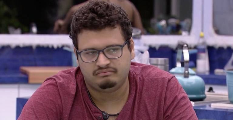 BBB 20: Victor Hugo decide se afastar de Guilherme: ”Não posso mais passar por isso”