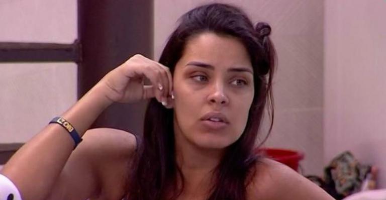 BBB20: Ivy cogita indicar Guilherme e questiona: ”Teria que conversar com a Gabi antes?”