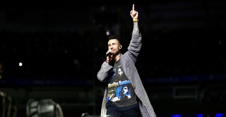Após show, Adam Levine elogia café brasileiro e se diverte no país: ”Nunca estive tão animado”