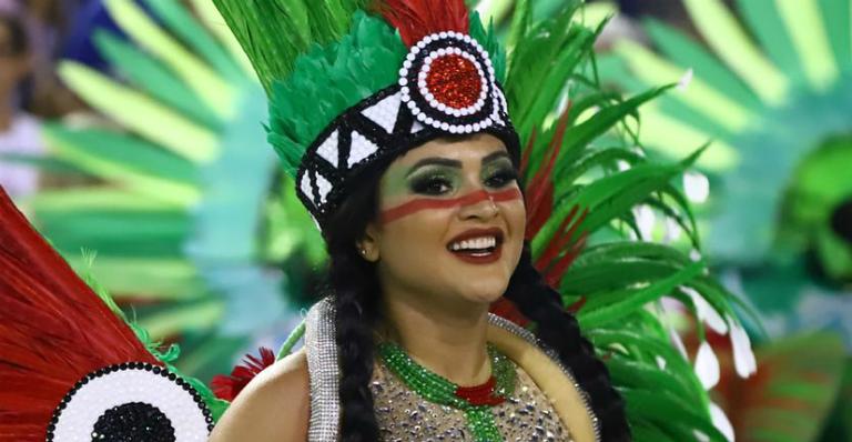 Mileide Mihaile agradece desfile das campeãs da Grande Rio: ”Me sinto muito honrada”