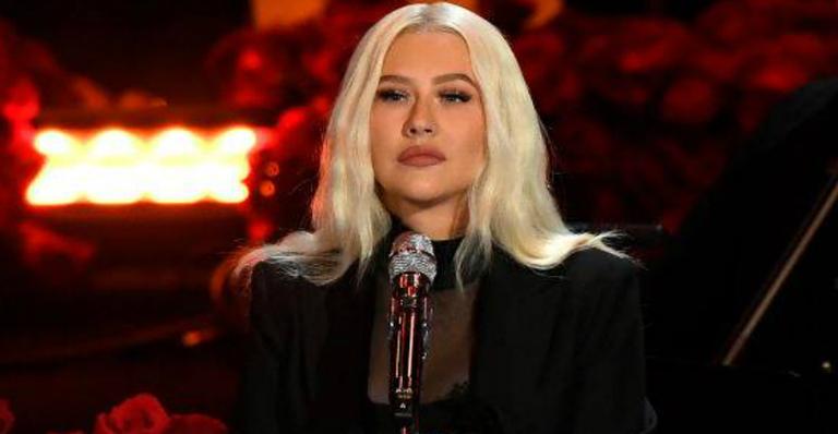 Christina Aguilera fará uma nova versão da música 'Reflection', para live-action de Mulan