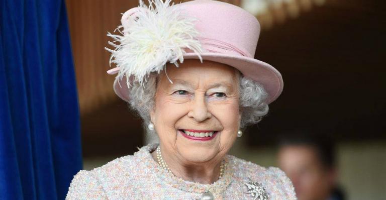 Rainha Elizabeth revela que não tem ressentimento com a escolha de Harry e Meghan