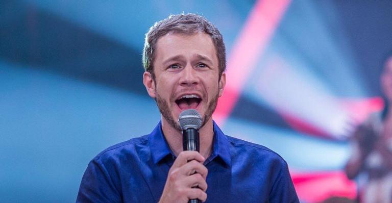 BBB20: Tiago Leifert repreende Pyong: ”Você não é vítima, é infrator”