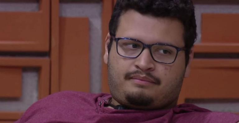 BBB20: Victor Hugo desabafa sobre paredão: ”Quero tanto que o Pyong saia”