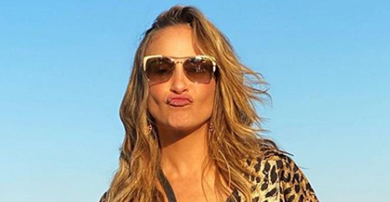 Claudia Leitte posa com a pequena Bella e encanta os fãs