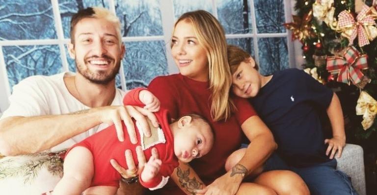 Vinicius Martinez posta vídeo encantador do filho caçula com o irmão, Davi Lucca