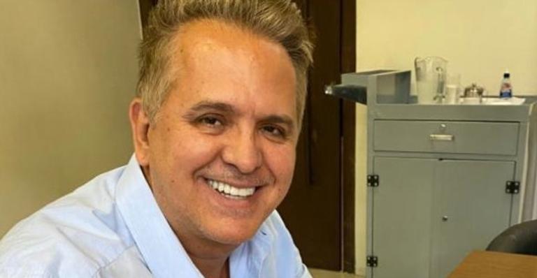 Orlando Morais se declara ao posar com o caçula, Bento, e beleza impressiona: ”Bem bonito!”