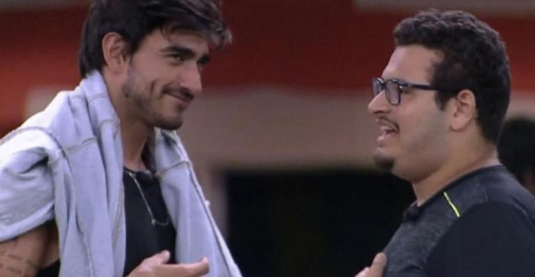 Victor Hugo abre o coração após saída de Guilherme no BBB: ”Eu amava”