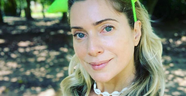 Aos 46 anos, Leticia Spiller não dispensa rotina de exercícios: ”Sextou”