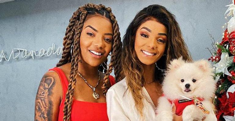 Apaixonada! Brunna Gonçalves surge dando beijão em Ludmilla debaixo de cachoeira
