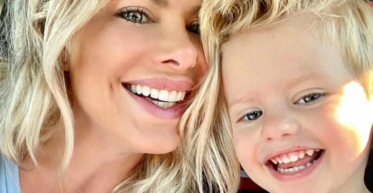 Karina Bacchi explode fofurômetro com vídeo de Enrico Bacchi brincando: ”Fofura”