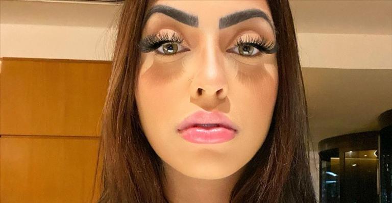 MC Mirella chora ao desabafar na web: ”Vontade de fazer besteira”