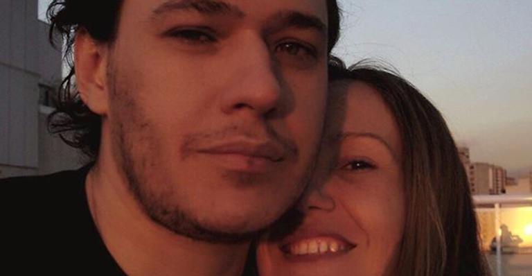 Viúva do Chorão, Graziela Gonçalves, presta bela homenagem ao cantor e comove web: ”É eterno”